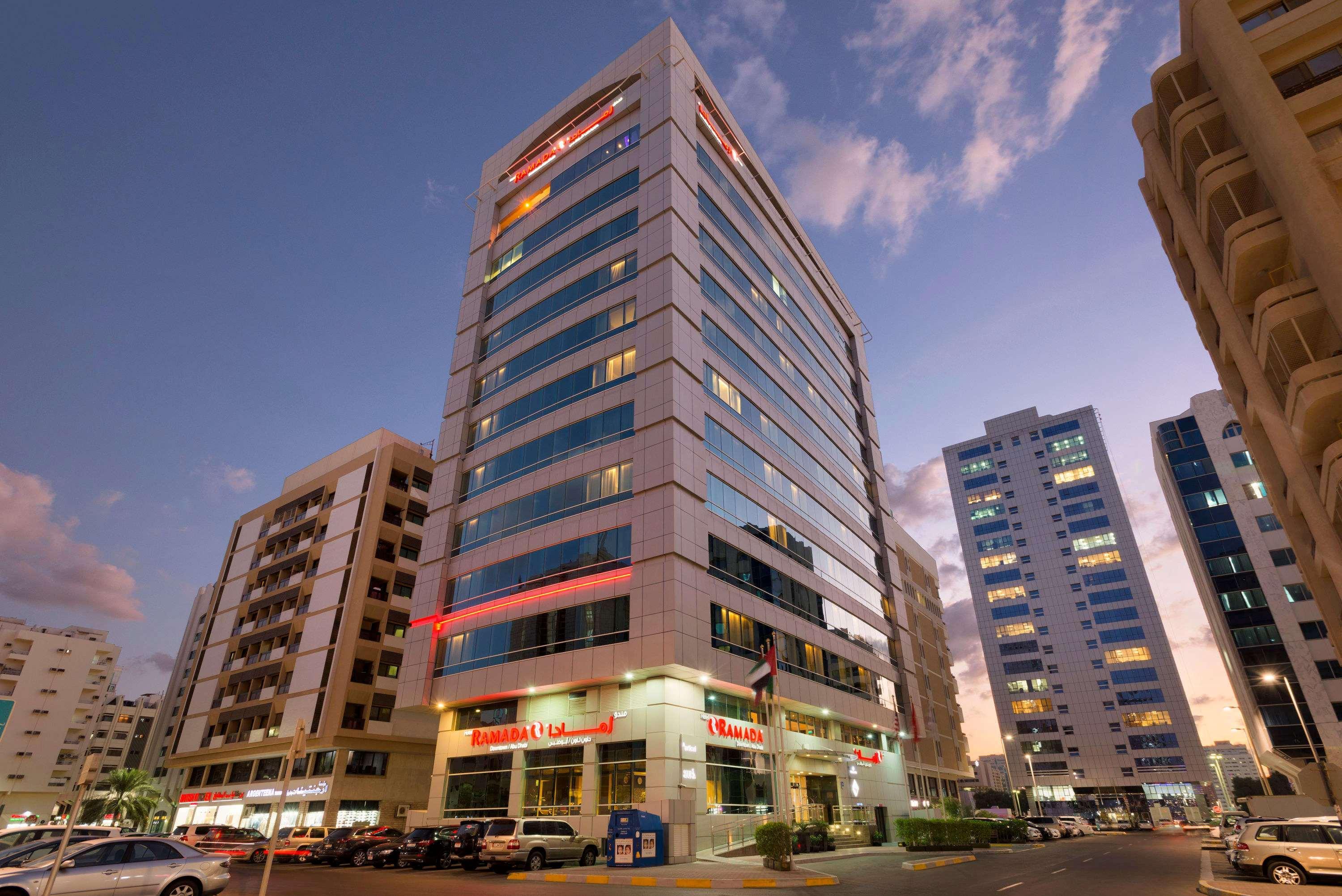 Hotel Ramada Downtown Abú Dhabí Exteriér fotografie