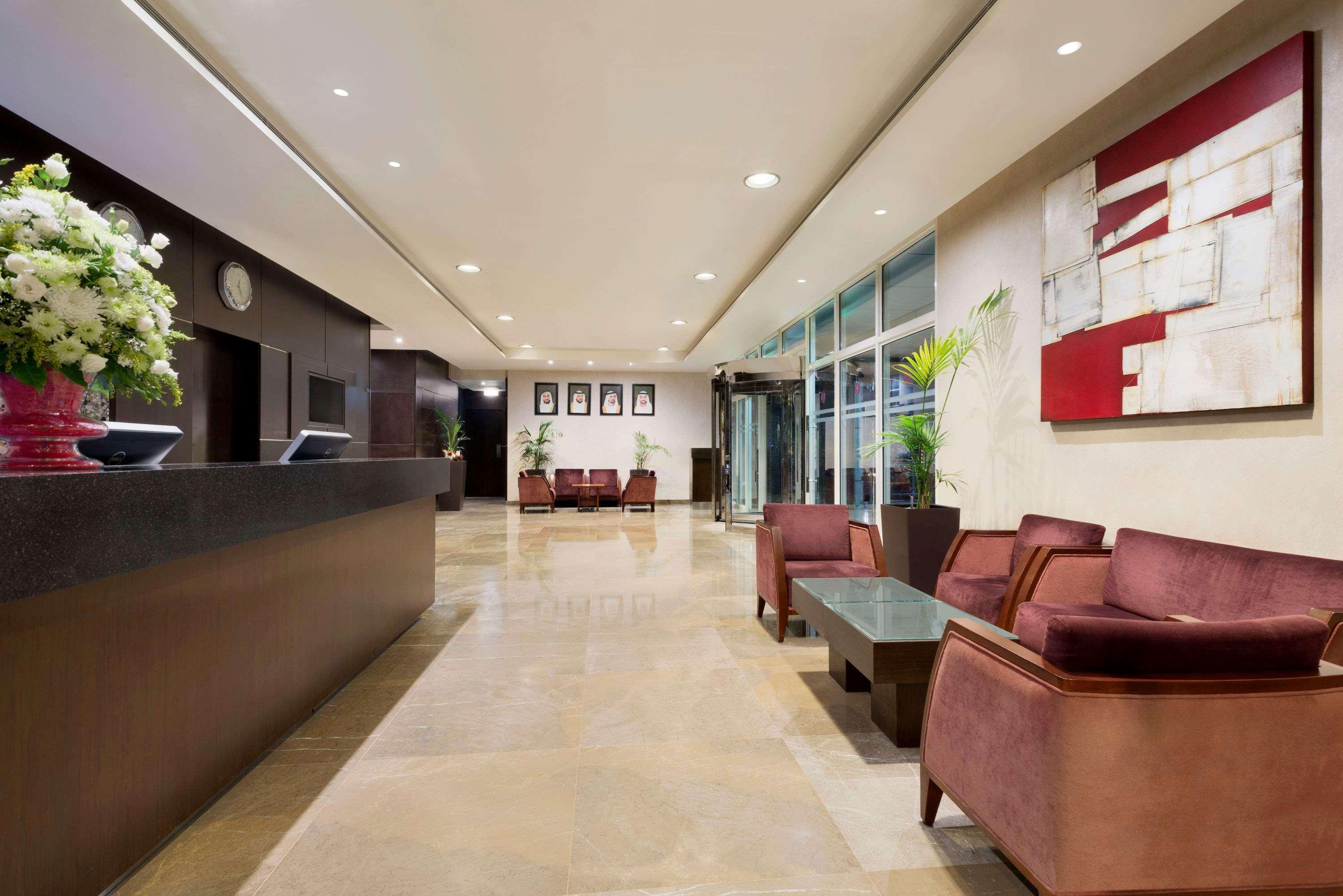 Hotel Ramada Downtown Abú Dhabí Exteriér fotografie