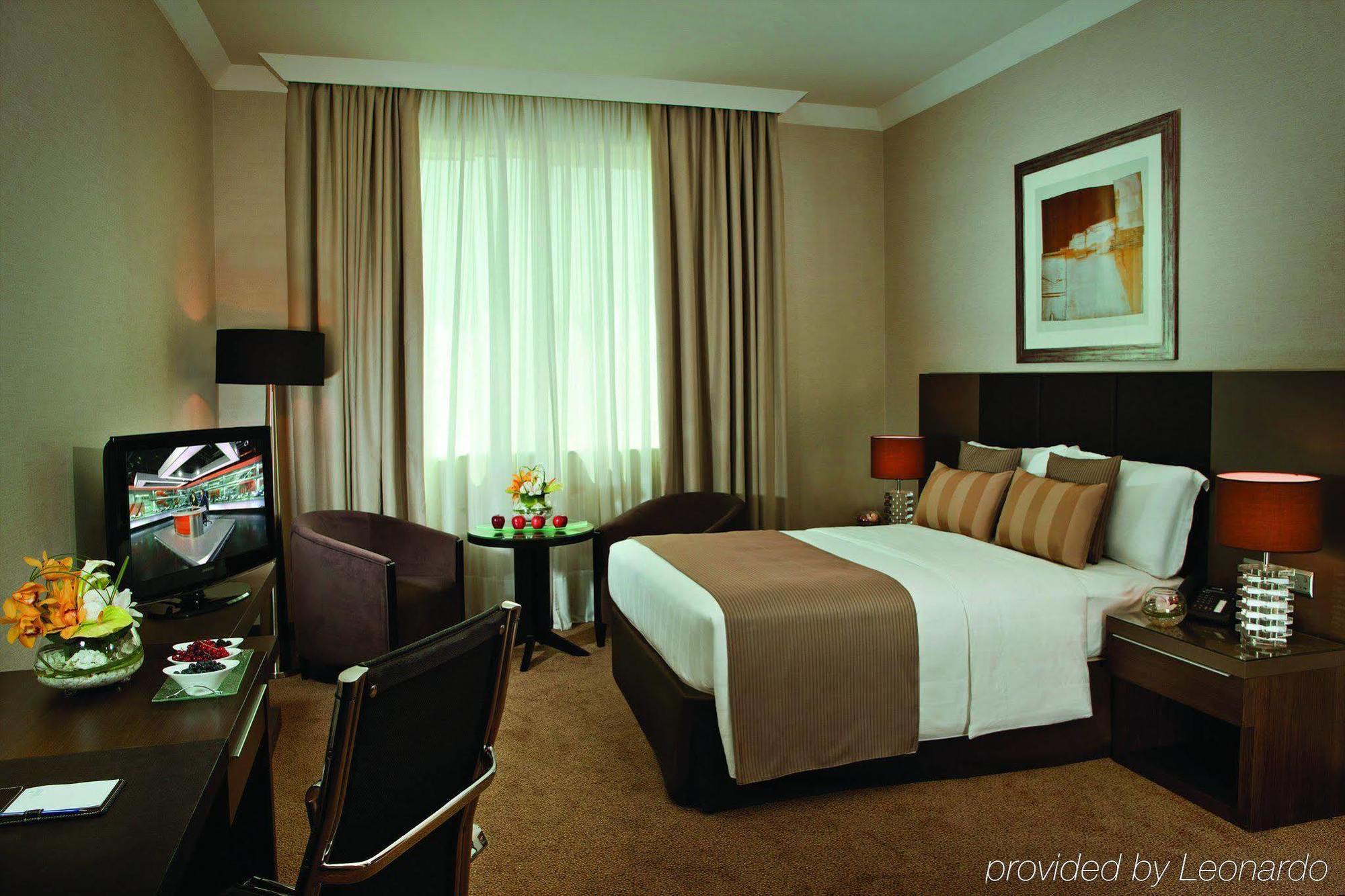 Hotel Ramada Downtown Abú Dhabí Pokoj fotografie