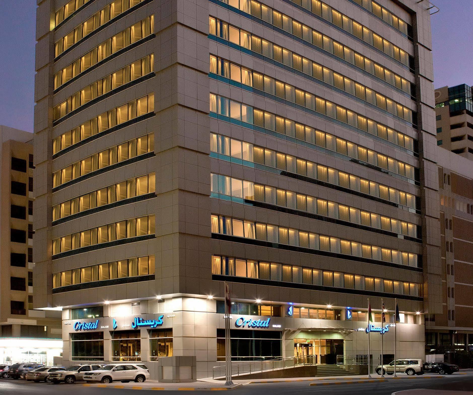 Hotel Ramada Downtown Abú Dhabí Exteriér fotografie