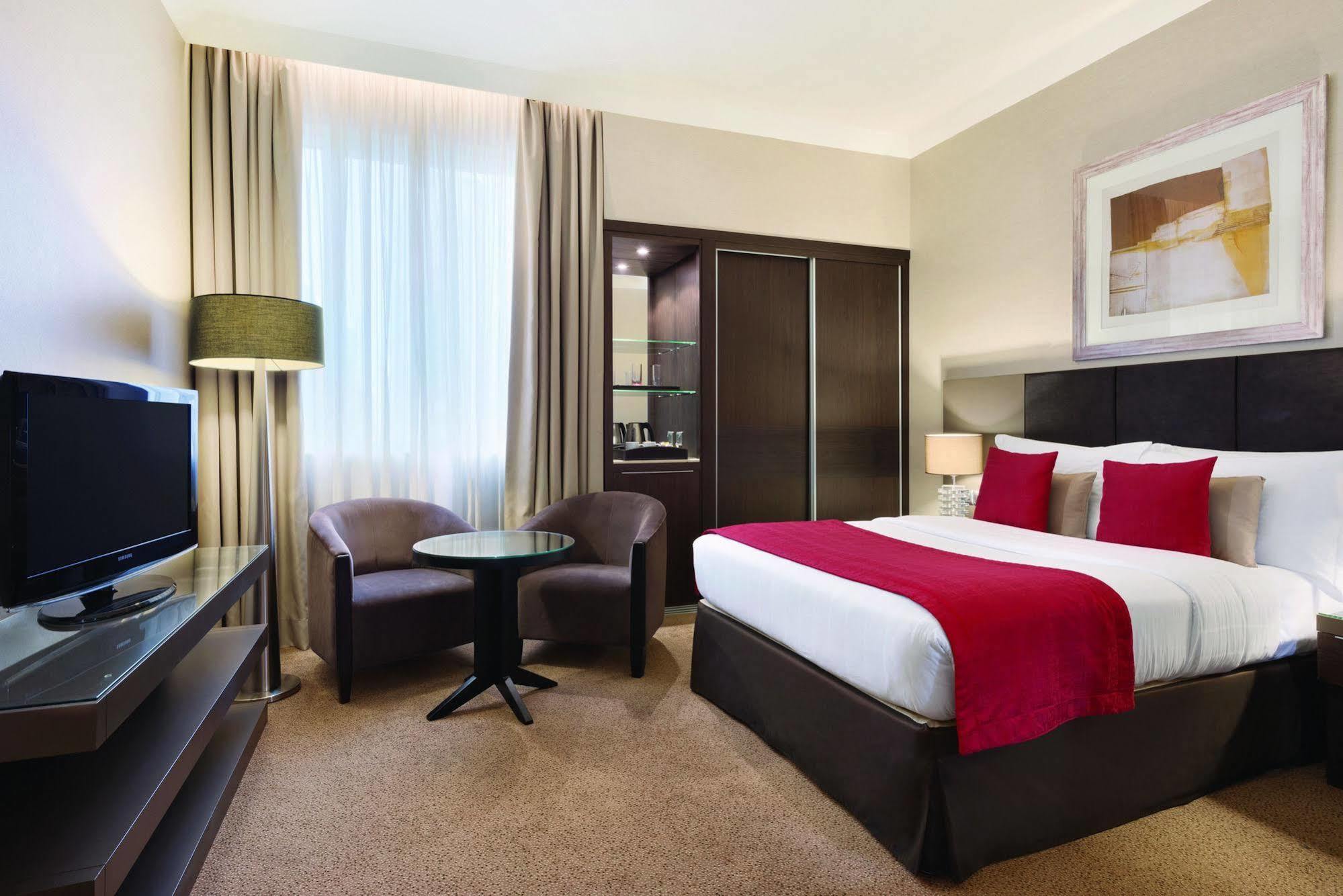 Hotel Ramada Downtown Abú Dhabí Exteriér fotografie